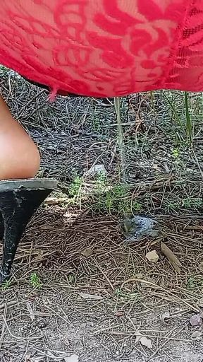 Rita Perutzi Peeing 1