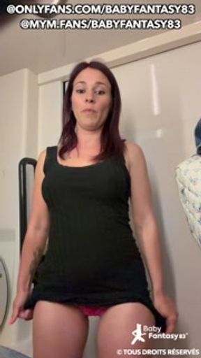 🇫🇷Babyfantasy83🇫🇷- I dildo my pussy like a slut in the train toilet