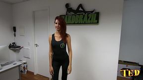 pernocas vem ao estudio da hardbrazil e diretor fode ela no pelo - fabio silva