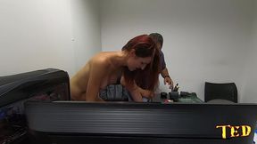pernocas vem ao estudio da hardbrazil e diretor fode ela no pelo - fabio silva