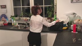The Bourgeoise Jerks off Her Ass After Work