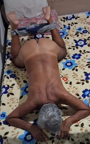 Ladysilva come put it in my hot ass