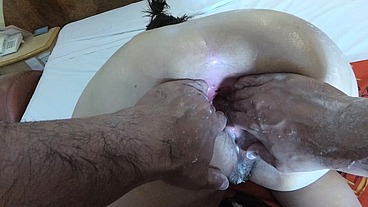 My farts sound and look more delicious when my asshole is this gaped and destroyed