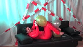 Latexgirl Poppin Balloons