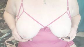 can step daddy put a dick in between my boobies