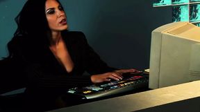 Dark-Haired Babe Double-Fisted by Giant Dicks