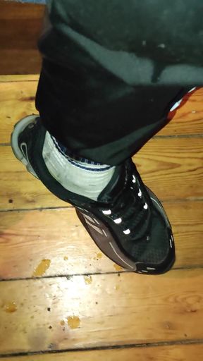 Fuckn Wett, Fuckn Smelly Dirtyjunkbro!