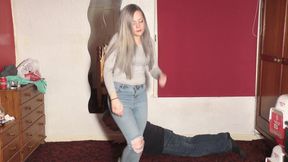 Dancing Sophie 660