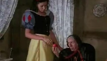 Snow White And The 7 Dwarfs (Fleshy Video)
