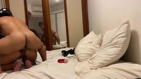 que mulher maravilhosa linda e gostosa peguei ela de quatro e depois o meu amigo baixinho comeu ela no pelo e nos dois soltou o leitinho na boquinha dela
