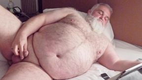 Jerking off in Bremen