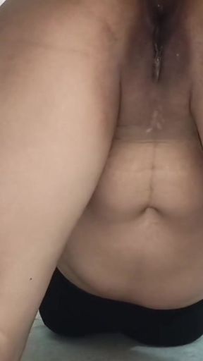 Indian Desi Bhabhi ki Sex Video Hindi Language   Clip 1