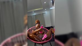 Teen redhead Ebony girl covered with oil hugely squirt while fucking her shaved pussy