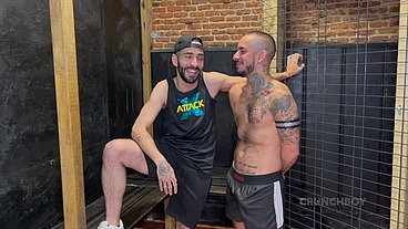 AMATOR FETISH PORN BAREBACK WITH BOYS FROM MADRID IN LEATHER OUTFITS