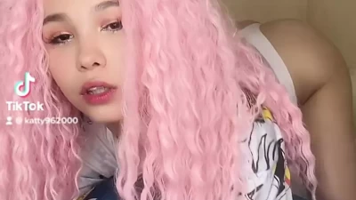 TIK-TOK 18+ YOUNG ASIAN GIRL TO ATTRACT DADDIES