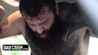 Blowjob, håndjobb, uten kondom, slikking, gammel og ung, gammel, pappa, stesønn – unge amerikaneren Lev Ivankov, Markus Kage og Rocky Vallarta med massive peniser knuller analt