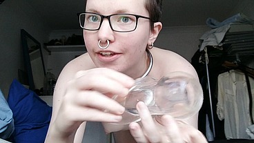 I nearly saved this ridiculously hot clip till after the price here goes up but I got overexcited