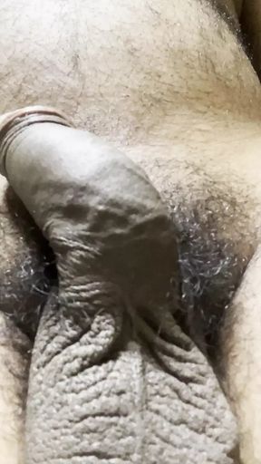Big dick posting playing resting
