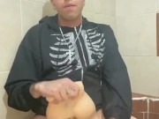 Chacal se folla juguete sexual