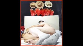 Real homemaker Mia gets a big O from some huge titties
