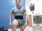 Haciendo ejercicio, preparándose para ser una estrella