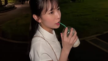 part1 完璧美BODYキレカワ希少種JDのなっちゃん《気持ちよすぎてイキ過ぎちゃうなし崩し生ハメせっくす》美顔美乳美尻&amp_背骨浮き出るスリムBODYが完璧の希少種JDを生ハメ！/マイペースさ。照れ大爆発で顔真っ赤の慣れてない感じや、イキ過ぎたくないけどエッチはしたいいじらしさ&hellip_全部がカワイッ！/パイパンミニま●こに中出し！！