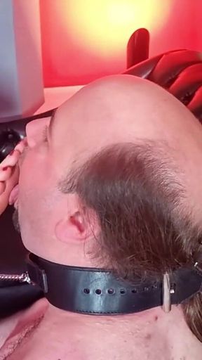 Femdom Workout - Clean My Sweaty Feet