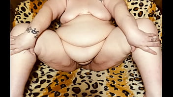 AriesBBW tons of squishy