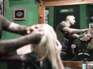 I didn't have cash to pay for my haircut, so I banged the barber