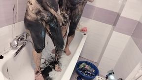 Amateur Couple Takes a Bath, Wife with Hairy Pussy, Big Ass, Big Tits.