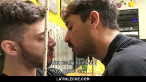 LatinLeche - Nice Man Blows a Sexy Stranger at the Homo Pub