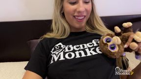 Dirty blonde - Shona River cums hard playing with her toys on the bed - Benefit Monkey