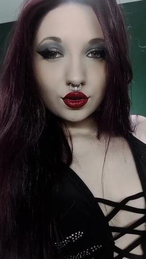 Dark beauty with irresistible lips, seductive eyes and a teasing smile.