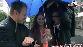 2 M&Auml_NNER &Uuml_BERREDEN DEUTSCHE SCHLAMPE AUF DER STRA&szlig_E ZUM ANAL DREIER