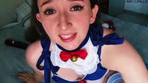 Snowwhite Is so Wet for Squirting a Lot