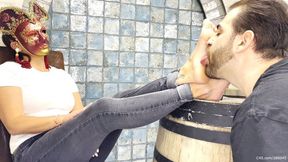 Masked Valeria: Bare Sole Licking on Wooden Barrel