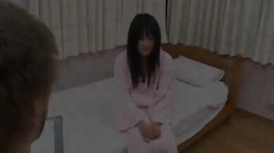 Petite Japanese teen squirted rough cunnilingus on her hairy pussy