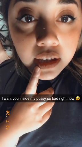 Homemade milf shows off her juicy pussy