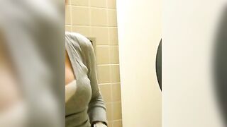 INFATUATED TO THE MAX MINDBLOWING TEEN PUBLIC RESTROOM FAP FEST!