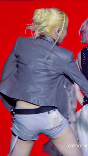 K-pop dance beauty gets fucked