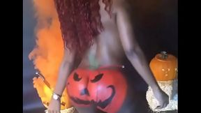 culona moviendo el culo