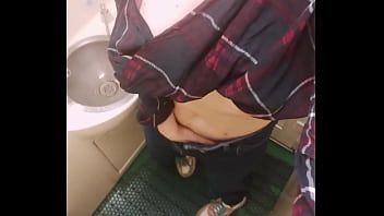 I Masturbate Pussy in the Train Toilet and Recording it on Camera for You