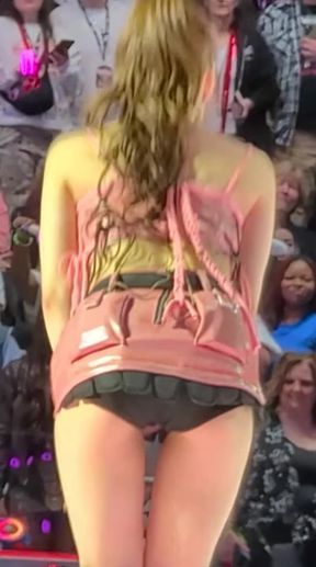 J-Pop idol shows off her cute camel toe and tight booty in Japan