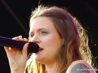 Tove lo shows off her great tits to the crowd