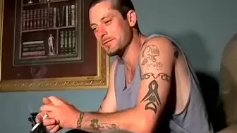Amateur thug works on his cock and makes it jizz