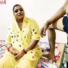 Desi Bhabhi Fuking neighbour boy&#039;s