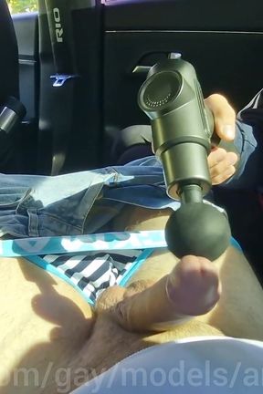 The Thrill of Cruising a Big Dick in Her Mouth in a Car, a Gopnik Gets Hot Cum in Her Mouth!