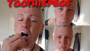 Toothiepegs