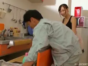 Kurea Hasumi in Stockings Seduces Dude into Steamy Sex Encounter