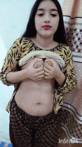 Hot bhabi showing her boobs to her devar ji on call